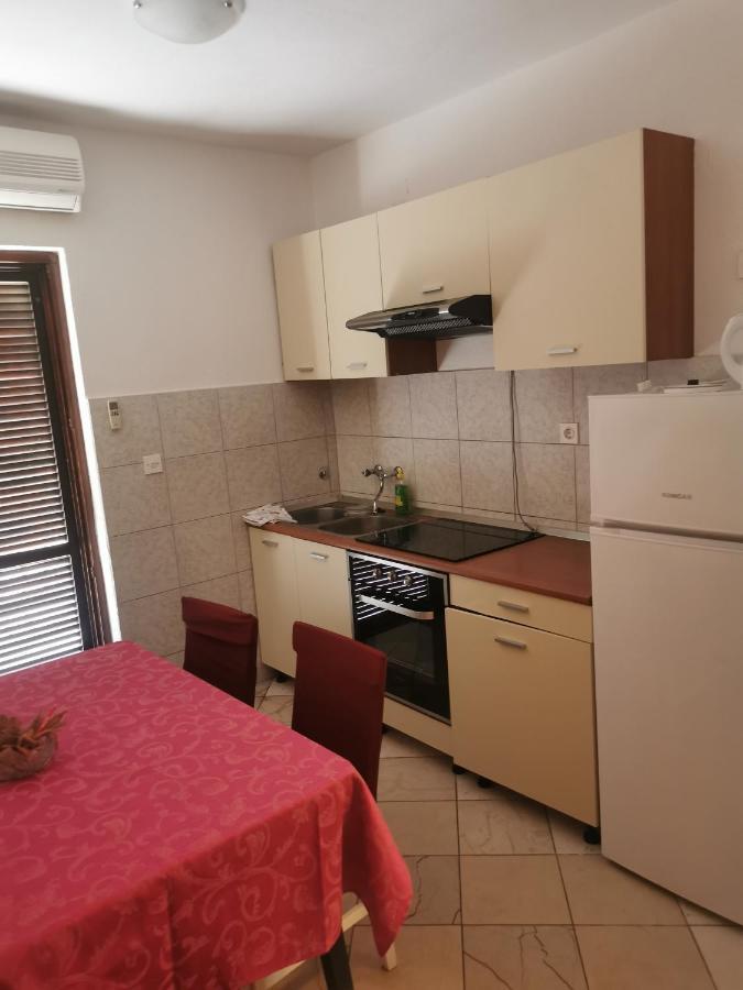 Ferienwohnung Branko Baška Voda Exterior foto