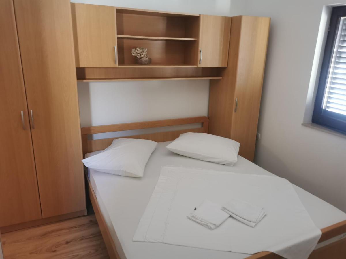Ferienwohnung Branko Baška Voda Exterior foto